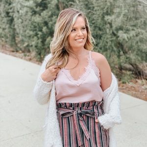 Lace Trim V-neck Camisole